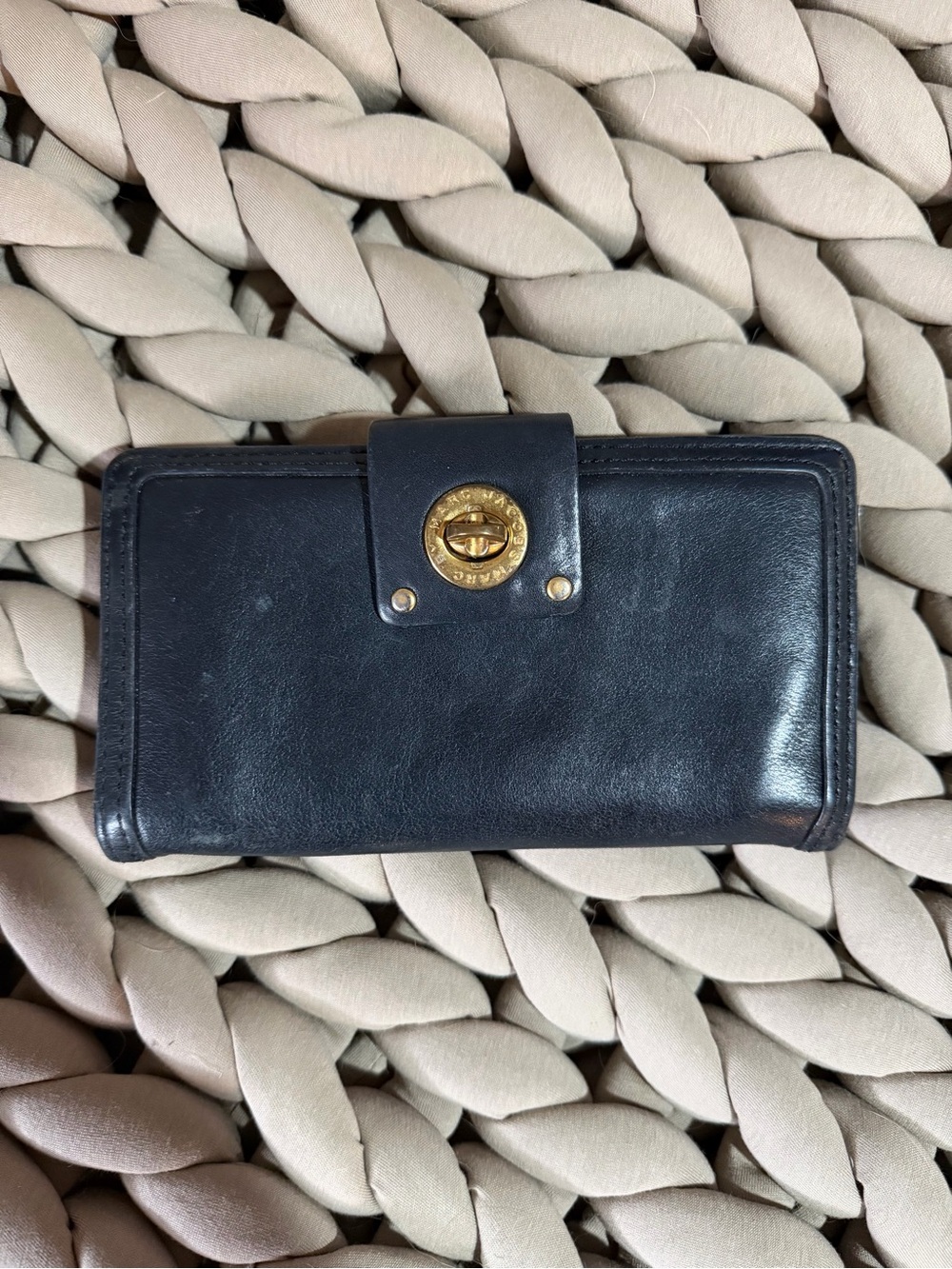 Classic Leather Wallet with Turn-Lock Closure - Black